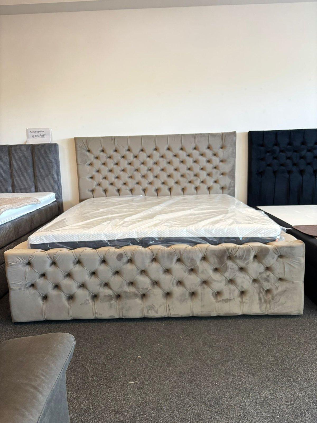 Polsterbett 180x200cm inkl. Matratze