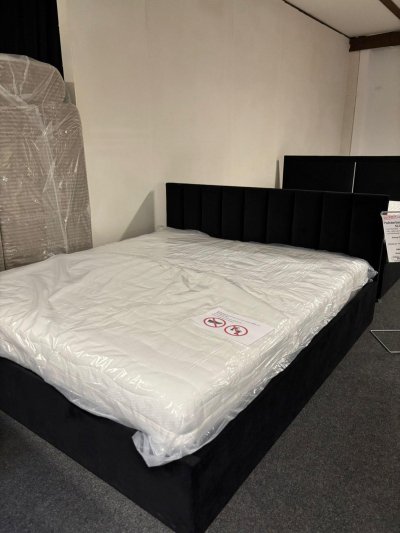 Polsterbett SLIM 180x200cm reduziert